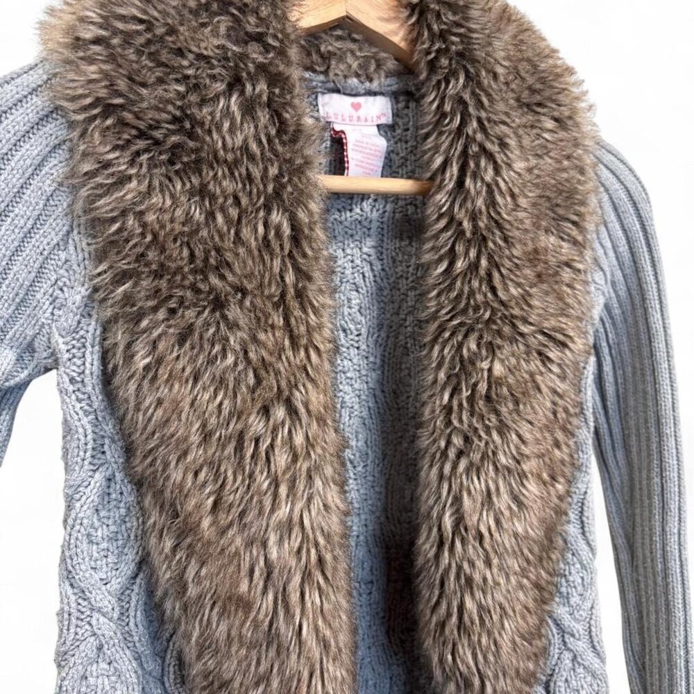 Y2K Faux Fur Collar Cable Knit Cropped Cardigan Grey XXS - Picture 3 of 4